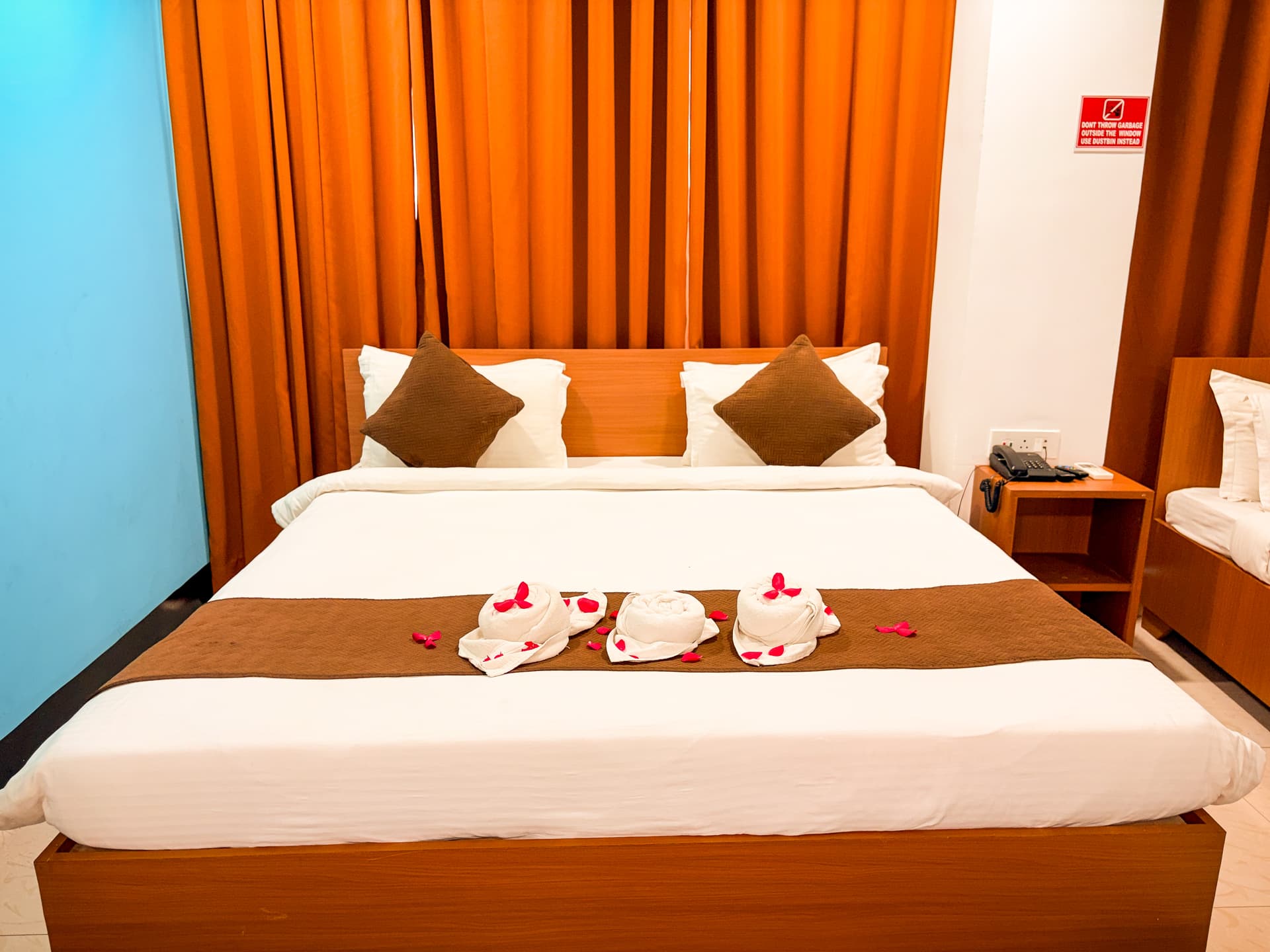 Super Deluxe Room - Photo 17